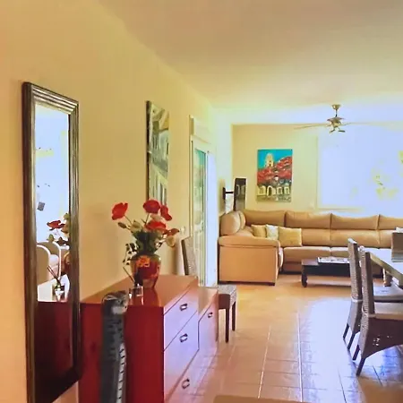 Holiday home Guila Con Piscina Privada, Cerca De La Playa